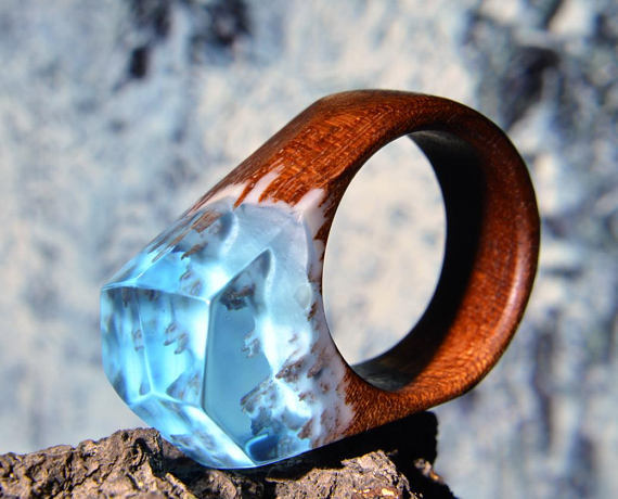 Resin wood ring mountain peak shape royal blue